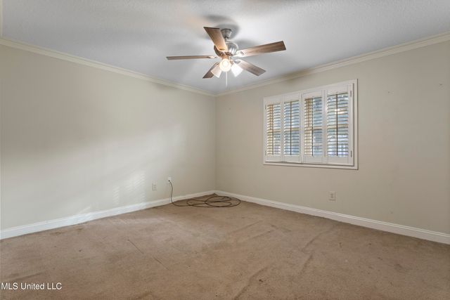 1513 Woodhaven Street, Pascagoula, MS 39581