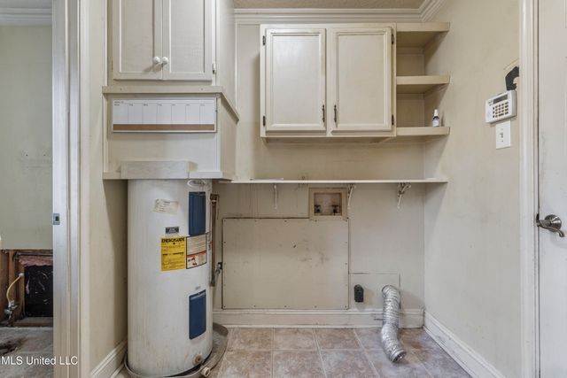 1513 Woodhaven Street, Pascagoula, MS 39581