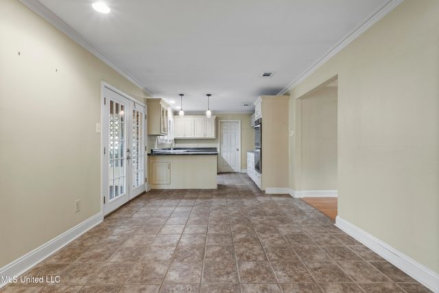 1513 Woodhaven Street, Pascagoula, MS 39581