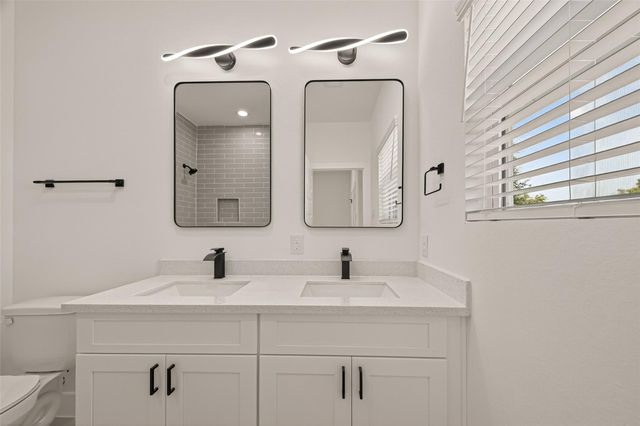 5642 Hirondel Street, Houston, TX 77033