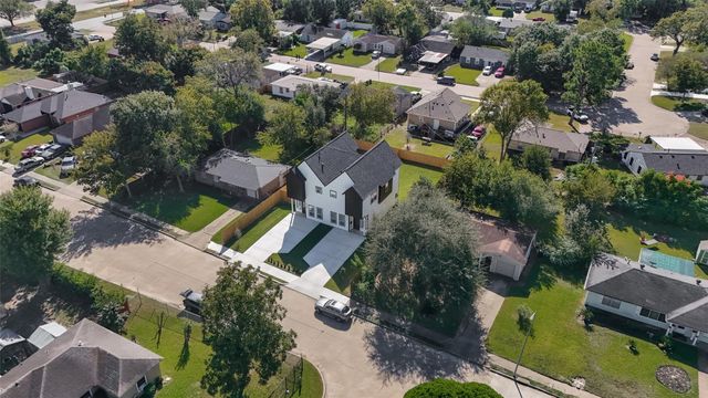 5642 Hirondel Street, Houston, TX 77033