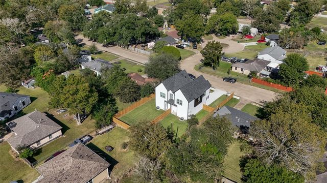 5642 Hirondel Street, Houston, TX 77033