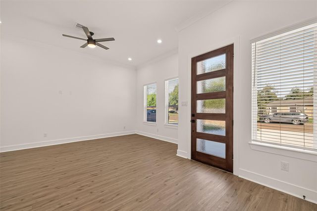 5642 Hirondel Street, Houston, TX 77033