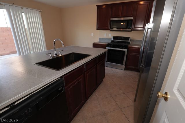 5940 Feral Garden Street, North Las Vegas, NV 89031