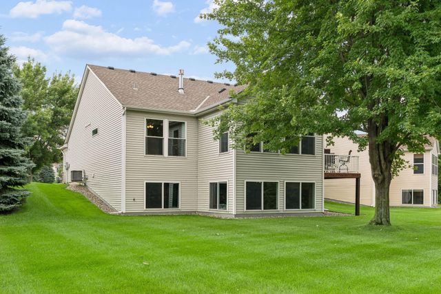 10830 Thone Circle, Woodbury, MN 55129