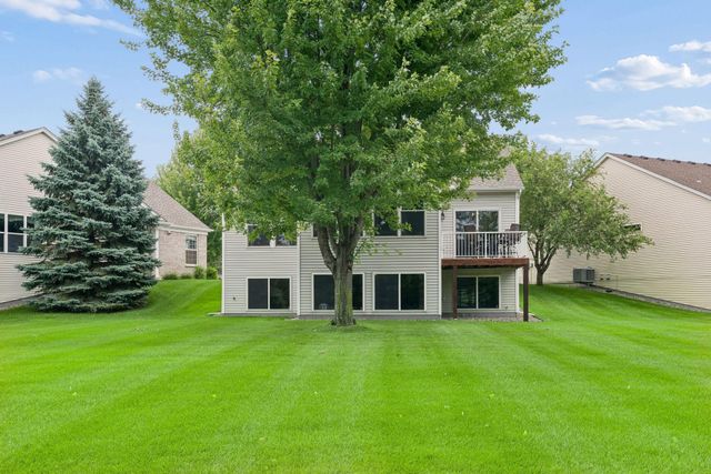 10830 Thone Circle, Woodbury, MN 55129