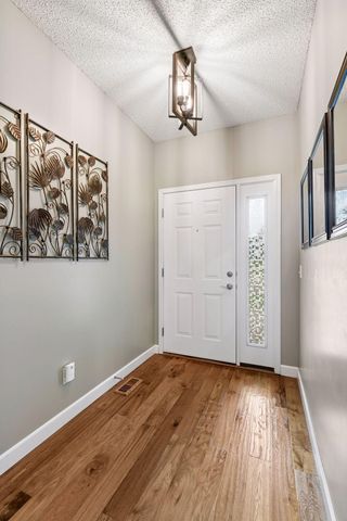 10830 Thone Circle, Woodbury, MN 55129