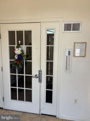 5374 GLENTHORNE CT #5374, Baltimore, MD 21237
