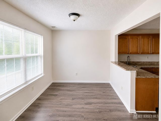 47 Tanglewood Court, South Brunswick, NJ 08852