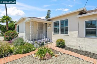 850 Harmony Dr, Ashland, CA 94541