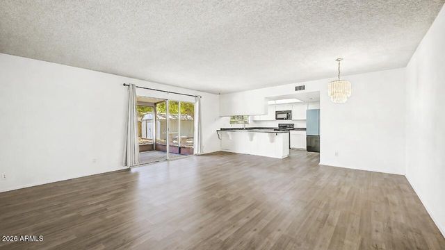 5215 W LAS PALMARITAS Drive, Glendale, AZ 85302
