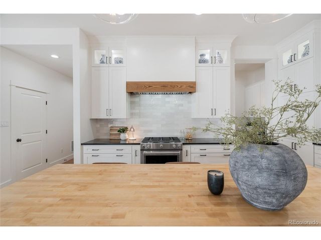 11709 Perry St, Westminster, CO 80031