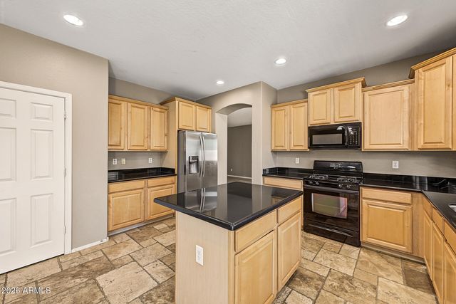 1433 E Canyon Creek Drive, Gilbert, AZ 85295