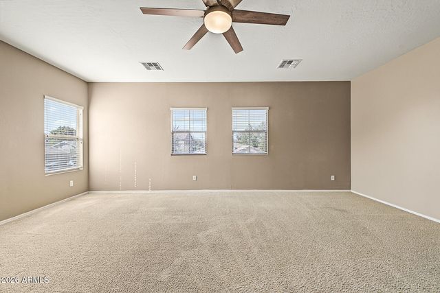 1433 E Canyon Creek Drive, Gilbert, AZ 85295