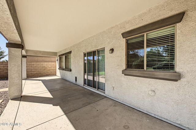1433 E Canyon Creek Drive, Gilbert, AZ 85295