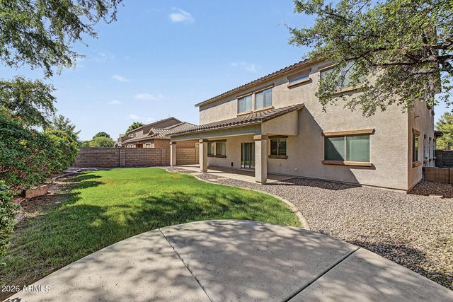 1433 E Canyon Creek Drive, Gilbert, AZ 85295