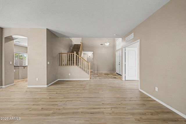 1433 E Canyon Creek Drive, Gilbert, AZ 85295
