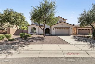 1433 E Canyon Creek Drive, Gilbert, AZ 85295