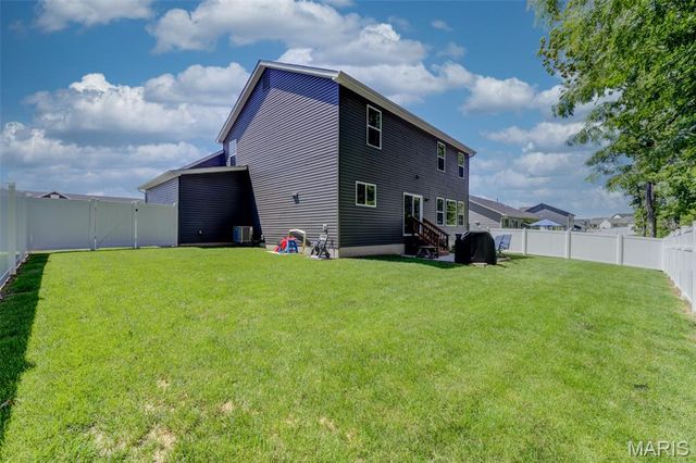 588 Lakewood Drive, Moscow Mills, MO 63362