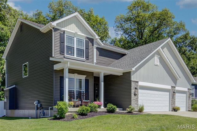 588 Lakewood Drive, Moscow Mills, MO 63362