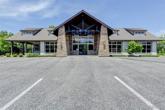 588 Lakewood Drive, Moscow Mills, MO 63362