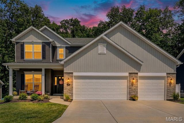 588 Lakewood Drive, Moscow Mills, MO 63362