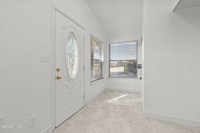 2604 ED FURGOL, El Paso, TX 79936