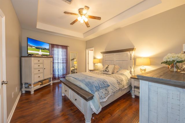 163 Lake Penchant Court, Houma, LA 70360