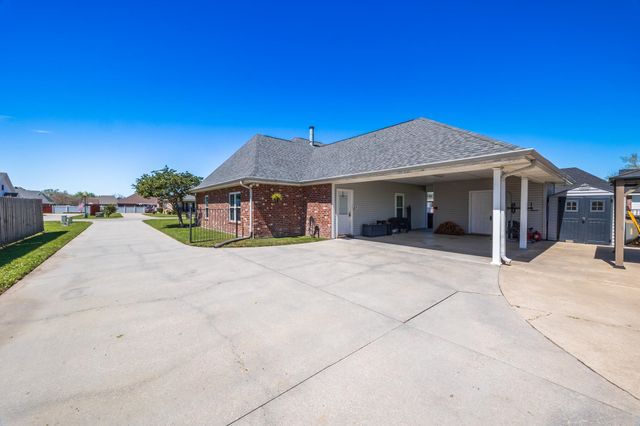 163 Lake Penchant Court, Houma, LA 70360