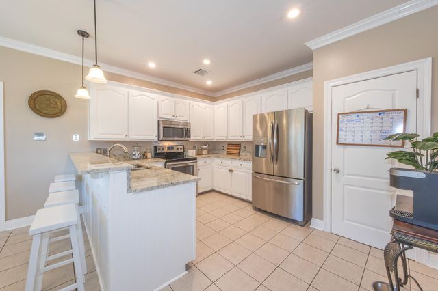 163 Lake Penchant Court, Houma, LA 70360