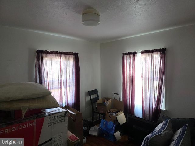 368 W 9TH ST, Front Royal, VA 22630