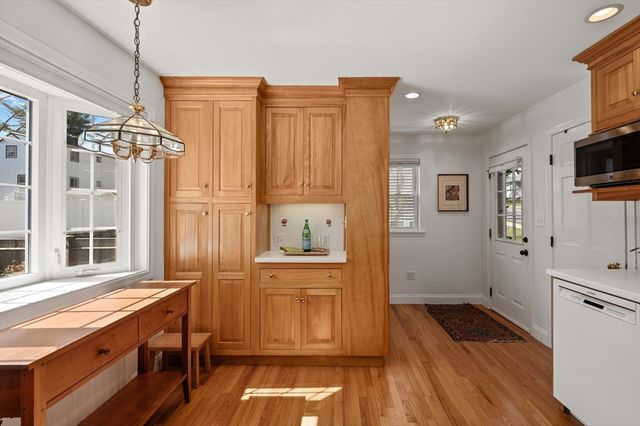 85 Sunset Rd, Arlington, MA 02474