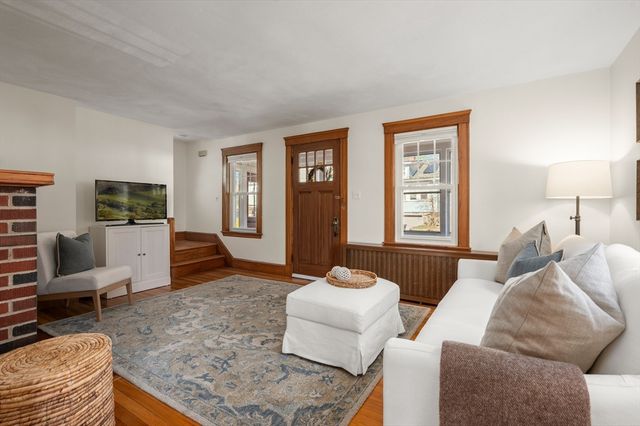 85 Sunset Rd, Arlington, MA 02474