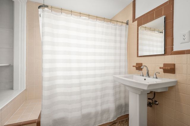 85 Sunset Rd, Arlington, MA 02474