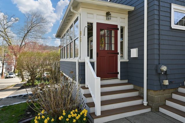 85 Sunset Rd, Arlington, MA 02474