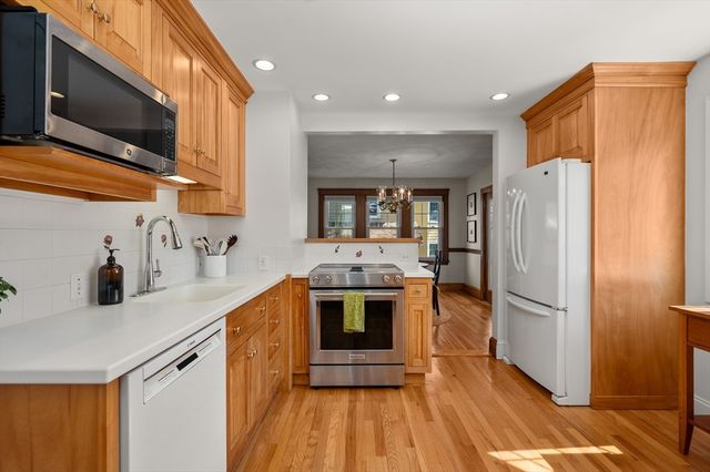 85 Sunset Rd, Arlington, MA 02474