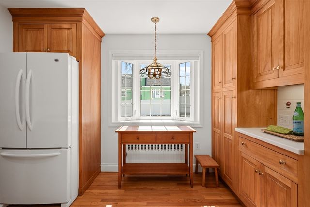 85 Sunset Rd, Arlington, MA 02474