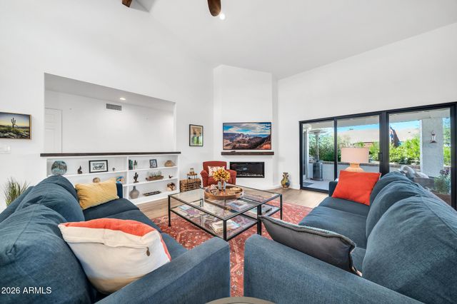 26229 N MARQUIS Lane, Rio Verde, AZ 85263