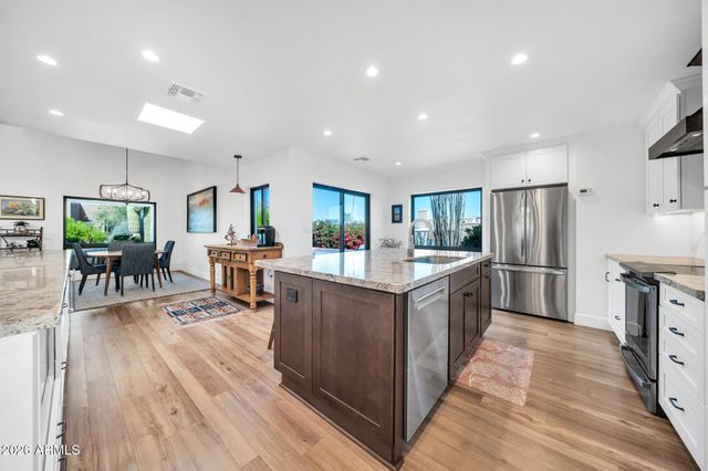 26229 N MARQUIS Lane, Rio Verde, AZ 85263