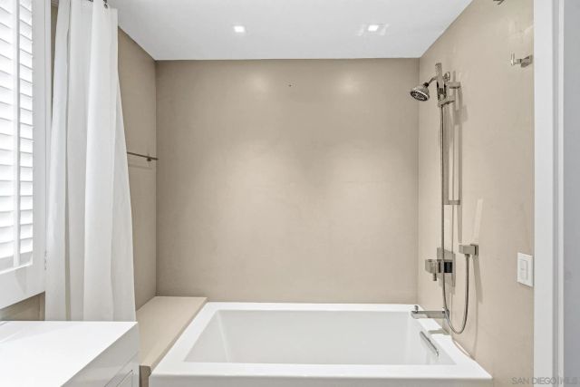 15999 Via De Las Palmas, Rancho Santa Fe, CA 92091