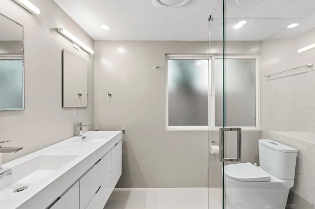 15999 Via De Las Palmas, Rancho Santa Fe, CA 92091