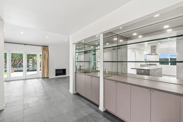 15999 Via De Las Palmas, Rancho Santa Fe, CA 92091