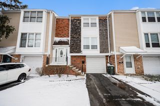 1921 Williamsburg Drive, Hoffman Estates, IL 60169