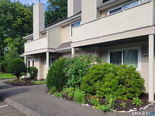 303 Willow Springs 303, New Milford, CT 06776