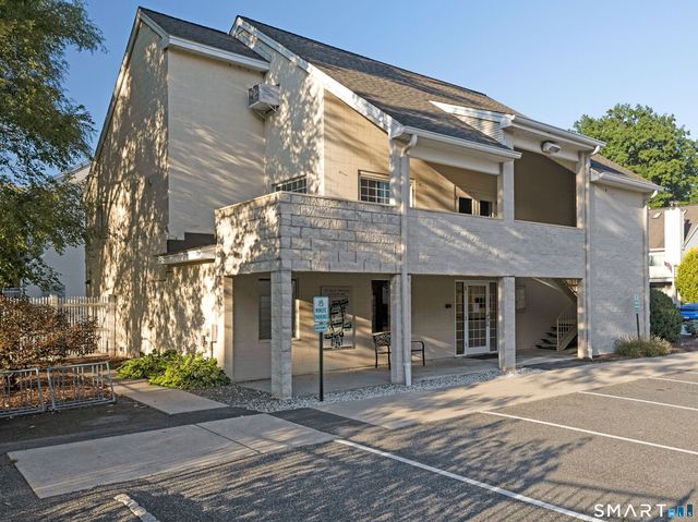 303 Willow Springs 303, New Milford, CT 06776