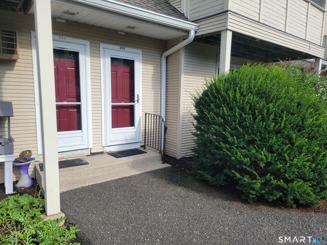 303 Willow Springs 303, New Milford, CT 06776