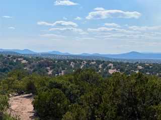 171 VUELTA MARIA, Santa Fe, NM 87506