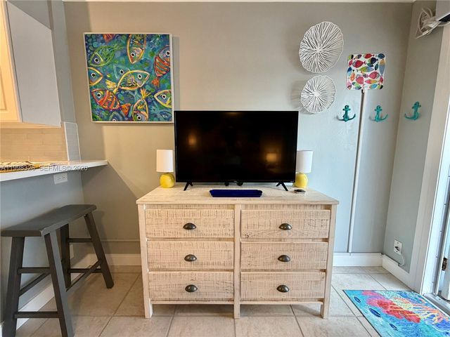 1480 S Ocean Blvd 104, Lauderdale By The Sea, FL 33062