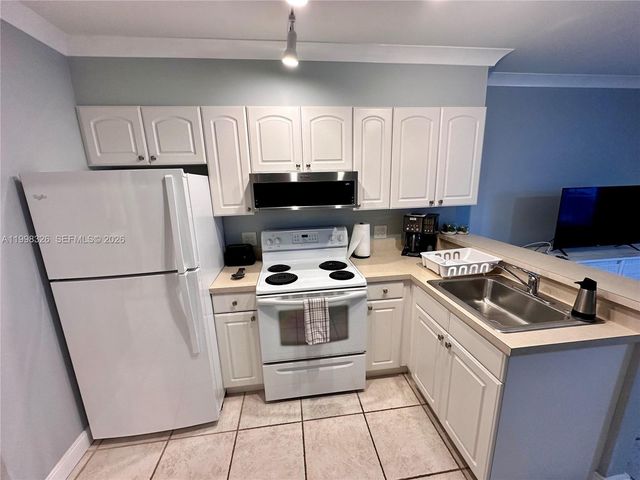 1480 S Ocean Blvd 104, Lauderdale By The Sea, FL 33062