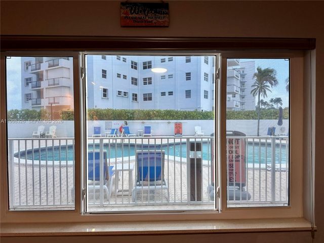 1480 S Ocean Blvd 104, Lauderdale By The Sea, FL 33062